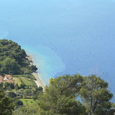 Sungate Beach Rovies Quarto foto