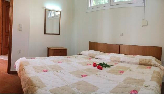 Sungate Beach Rovies Quarto foto